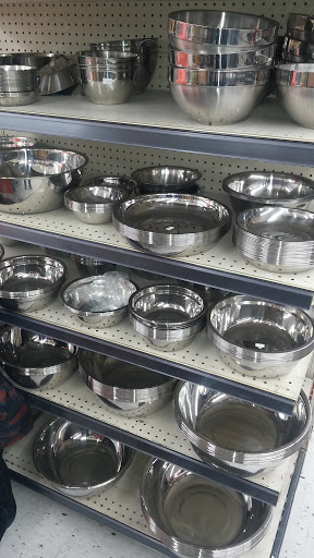 Asian Grocery Store «Park To Shop Supermarket», reviews and photos, 8641 N Telegraph Rd, Dearborn Heights, MI 48127, USA