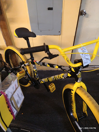 Bicycle Repair Shop «CITRUS PARK BIKES», reviews and photos, 7424 Edgemere Rd, Tampa, FL 33625, USA