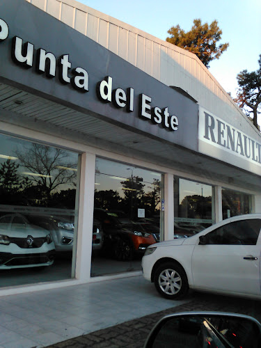 Renault Punta del Este