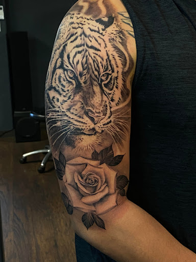 Tattoo Shop «Battleship Tattoo Shop», reviews and photos, 100 E Fry Blvd, Sierra Vista, AZ 85635, USA