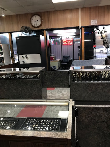 Pawn Shop «All That Glitters Pawn Shop Portland», reviews and photos, 12200 SE Division St, Portland, OR 97236, USA