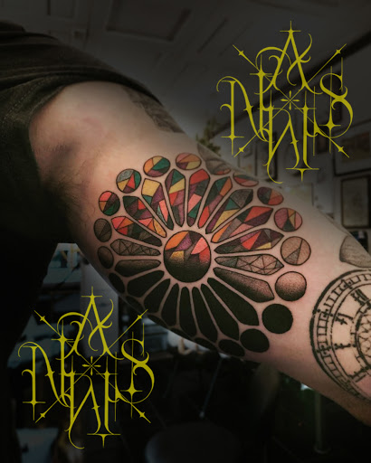 Tattoo Shop «All Wolves No Sheep Tattoo Parlour», reviews and photos, 920 Fulton St, Brooklyn, NY 11238, USA