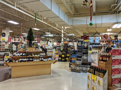 Liquor Store «Coastal Wine & Spirits», reviews and photos, 103 N Main St, Branford, CT 06405, USA
