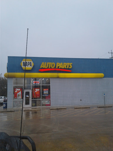 Auto Parts Store «NAPA Auto Parts - Genuine Parts Company», reviews and photos, 2010 Pat Booker Rd, Universal City, TX 78148, USA