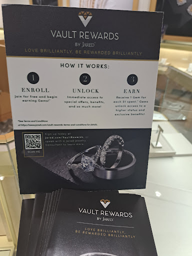 Jewelry Store «Jared The Galleria of Jewelry», reviews and photos, 6530 N Illinois St #101, Fairview Heights, IL 62208, USA
