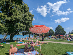 Foto von Strandbad Beinwil mit türkisfarbenes wasser Oberfläche