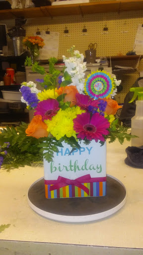 Florist «Metro Florist & Gifts», reviews and photos, 216 W 6th St, Ferris, TX 75125, USA