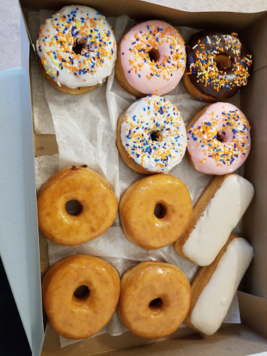 Donut Shop «Glaze Donut Company», reviews and photos, 1292 Rickert Dr #104, Naperville, IL 60540, USA