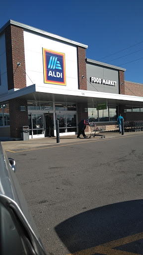 Grocery Store «ALDI», reviews and photos, 135 Gallatin Pike S, Madison, TN 37115, USA
