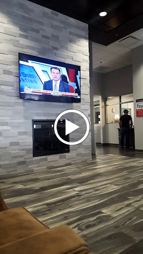 Toyota Dealer «Toyota of Bowling Green», reviews and photos, 2398 Scottsville Rd, Bowling Green, KY 42104, USA