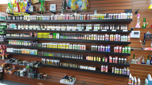 Tobacco Shop «Tobacco Town & Vape», reviews and photos, 9435 W Irving Park Rd, Schiller Park, IL 60176, USA