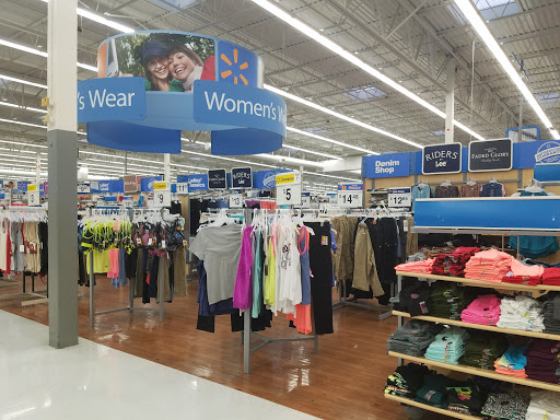 Department Store «Walmart Supercenter», reviews and photos, 8659 Columbus Pike, Lewis Center, OH 43035, USA