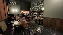 Atmosphère du Restaurant français MORDU Saint Germain des Prés - Paris - n°16