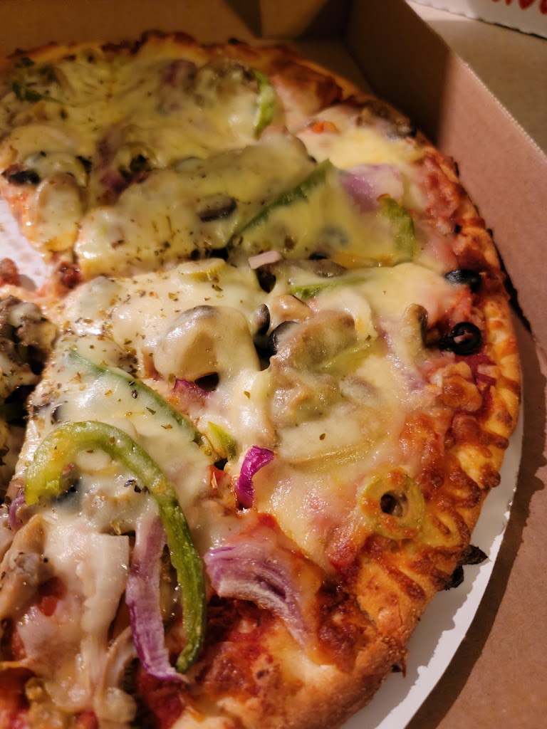 Julio's Pizza 35903