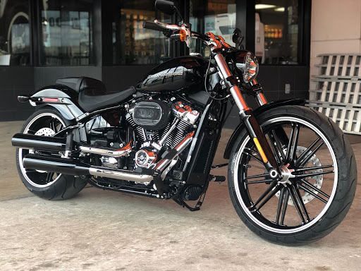 Harley-Davidson Dealer «Mancuso Harley-Davidson Central», reviews and photos, 535 N Loop W Fwy, Houston, TX 77018, USA