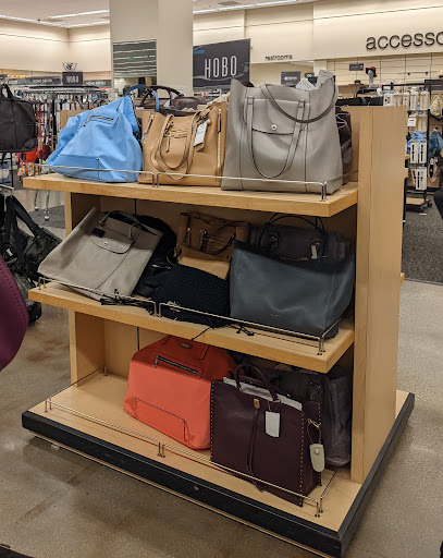 Department Store «Nordstrom Rack Glendale Fashion Center», reviews and photos, 227 N Glendale Ave, Glendale, CA 91206, USA