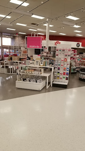 Department Store «Target», reviews and photos, 28201 Diehl Rd, Warrenville, IL 60555, USA