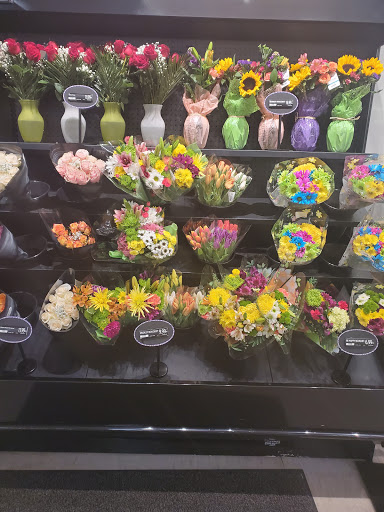 Grocery Store «Food Lion», reviews and photos, 46 Madison Plaza Dr, Madison, VA 22727, USA