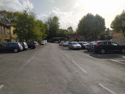 Free parking à Sarlat-la-Canéda