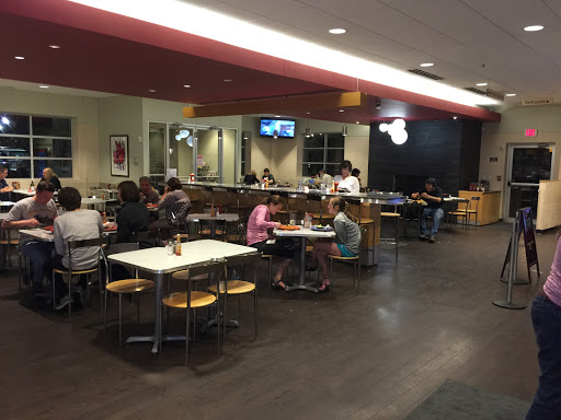 Grocery Store «Gateway Market», reviews and photos, 2002 Woodland Ave, Des Moines, IA 50312, USA