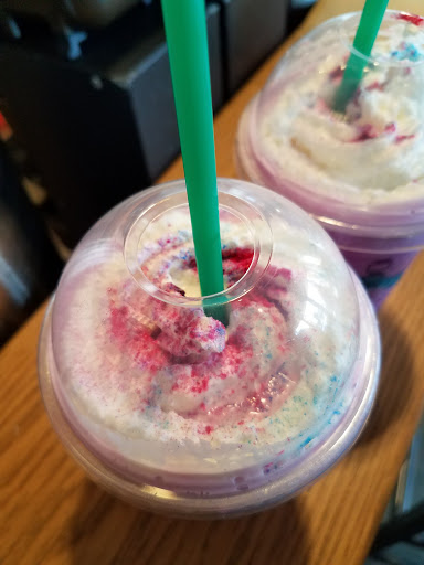 Coffee Shop «Starbucks», reviews and photos, 42 N Main St, East Longmeadow, MA 01028, USA