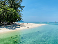 Photo de Punte Malaka Beach avec rivage droit, long