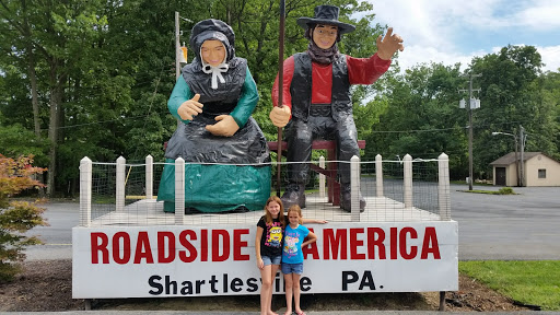 Tourist Attraction «Penna Dutch Gift Haus», reviews and photos, 93 Roadside Dr, Shartlesville, PA 19554, USA