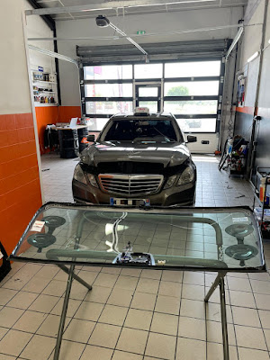 Nîmes Auto Teint & Clean | Pare-brise à Milhaud