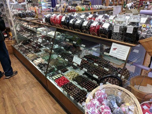 Candy Store «Wayside Country Store», reviews and photos, 1015 Boston Post Rd E #1, Marlborough, MA 01752, USA