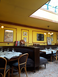 Atmosphère du Restaurant français Restaurant LA CHAUMIERE à Poissy - n°12