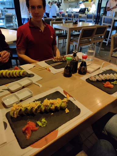 Hanami Teppanyaki Sushi Bar