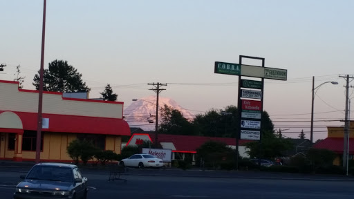 Grocery Store «Grocery Outlet Bargain Market», reviews and photos, 6425 6th Ave, Tacoma, WA 98406, USA