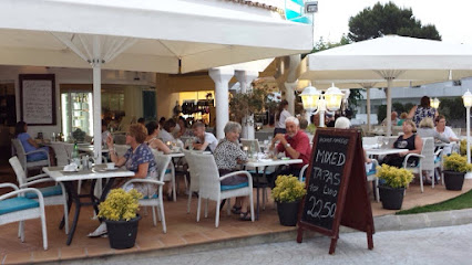 Restaurante Nevada - Avda.sa marina / marina d, es pi gros, N-26, 07660 Cala d,Or, Balearic Islands, Spain