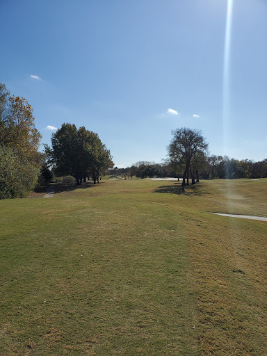 Golf Club «Hawks Creek Golf Club», reviews and photos, 6520 White Settlement Rd, Westworth Village, TX 76114, USA