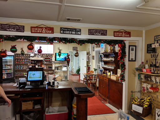 Winery «Treehouse Vineyards», reviews and photos, 301 Bay St, Monroe, NC 28112, USA