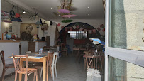 Atmosphère du Restaurant L'Instant T Café Brocante à Kerbors - n°3