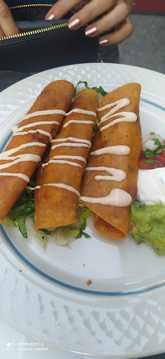 Tex-Mex Restaurant «Iguana New York», reviews and photos, 240 W 54th St, New York, NY 10019, USA