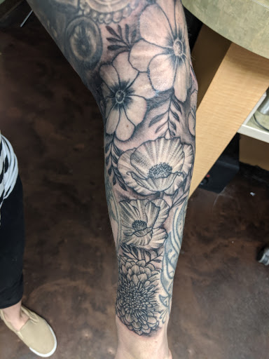 Tattoo Shop «Karma Tattoo Studio», reviews and photos, 10630 N 59th Ave #106, Glendale, AZ 85304, USA