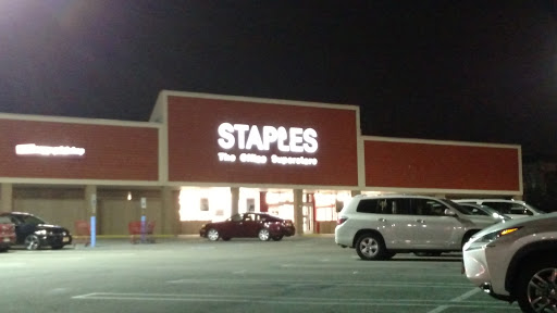 Office Supply Store «Staples», reviews and photos, 1300 N Rte 17, Ramsey, NJ 07446, USA