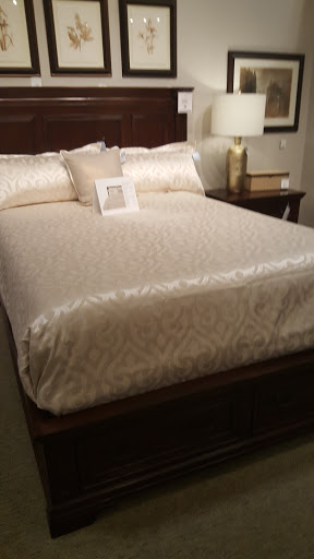 Furniture Store «Havertys Furniture», reviews and photos, 201 S Point Blvd, McDonough, GA 30253, USA