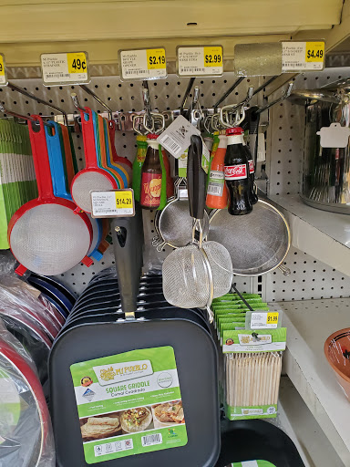 Grocery Store «Valli Produce of Glendale Heights», reviews and photos, 155 E N Ave, Glendale Heights, IL 60139, USA