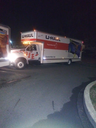 Truck Rental Agency «U-Haul Moving & Storage of Chester», reviews and photos, 1600 Highland Ave, Chester, PA 19013, USA