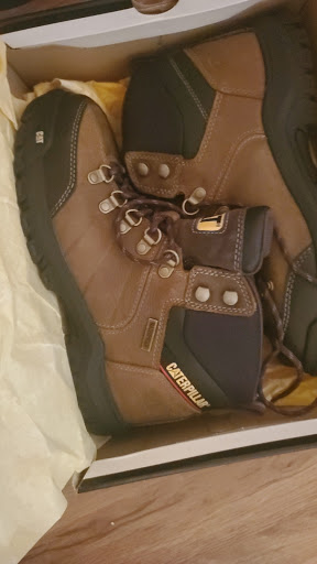 Shoe Store «Shoe Carnival», reviews and photos, 7111 W Alameda Ave, Lakewood, CO 80226, USA