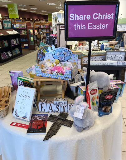 Christian Book Store «Banner Books - Parable Christian Store», reviews and photos, 2913 Niles Ave, St Joseph, MI 49085, USA