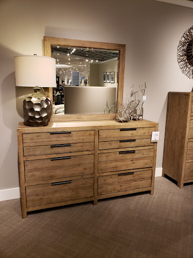 Furniture Store «Havertys Furniture», reviews and photos, 1918 Browns Bridge Rd, Gainesville, GA 30501, USA