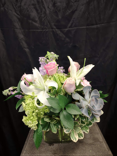 Florist «Designs North Florist & Interiors», reviews and photos, 504 E Cornwallis Dr a, Greensboro, NC 27405, USA