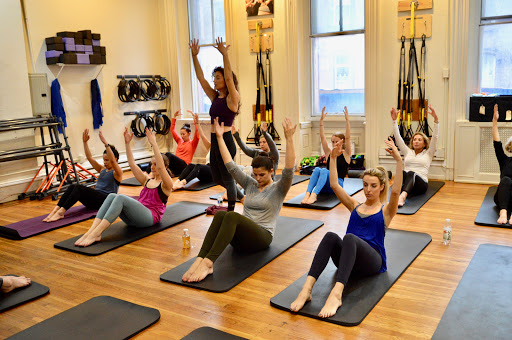 Outdoor yoga Philadelphia