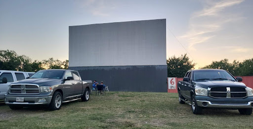 Drive-in Movie Theater «Galaxy Drive-In Movie Theatre», reviews and photos, 5301 I-45, Ennis, TX 75119, USA