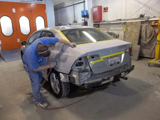 Auto Body Shop «Carreras Auto Body», reviews and photos, 36 Mill St, Healdsburg, CA 95448, USA