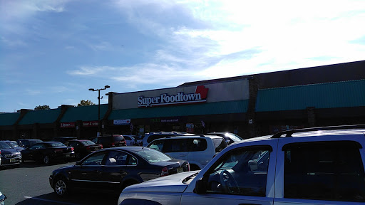 Grocery Store «Super Foodtown of Port Monmouth», reviews and photos, 426 NJ-36, Port Monmouth, NJ 07758, USA